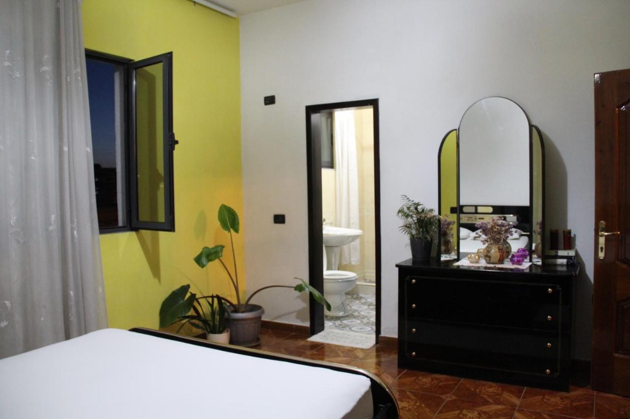 Cozy Big Apartment With Balcony Тирана Екстериор снимка