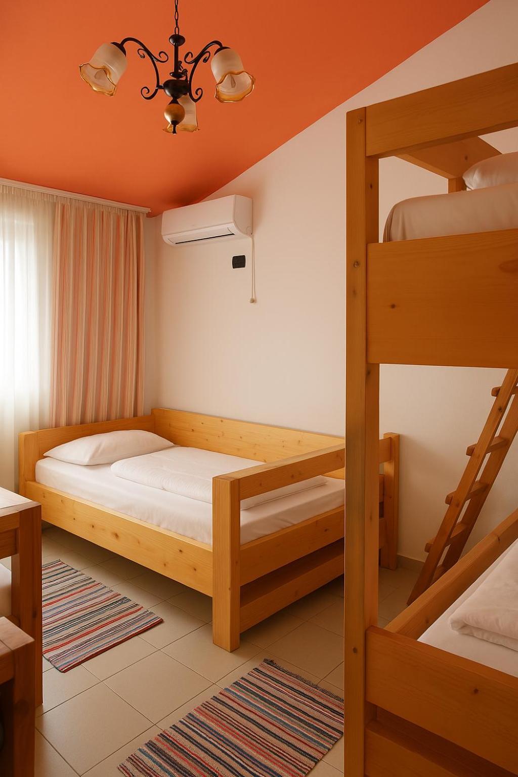 Cozy Big Apartment With Balcony Тирана Екстериор снимка