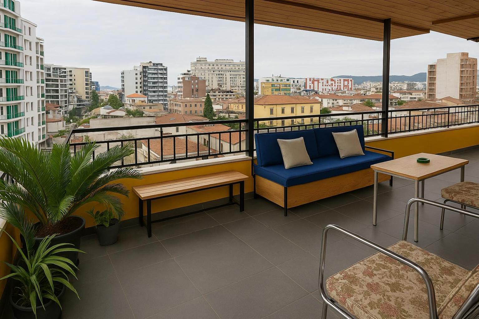 Cozy Big Apartment With Balcony Тирана Екстериор снимка